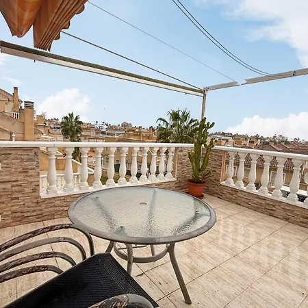 Feriehus Amazing In With Wifi Torrevieja